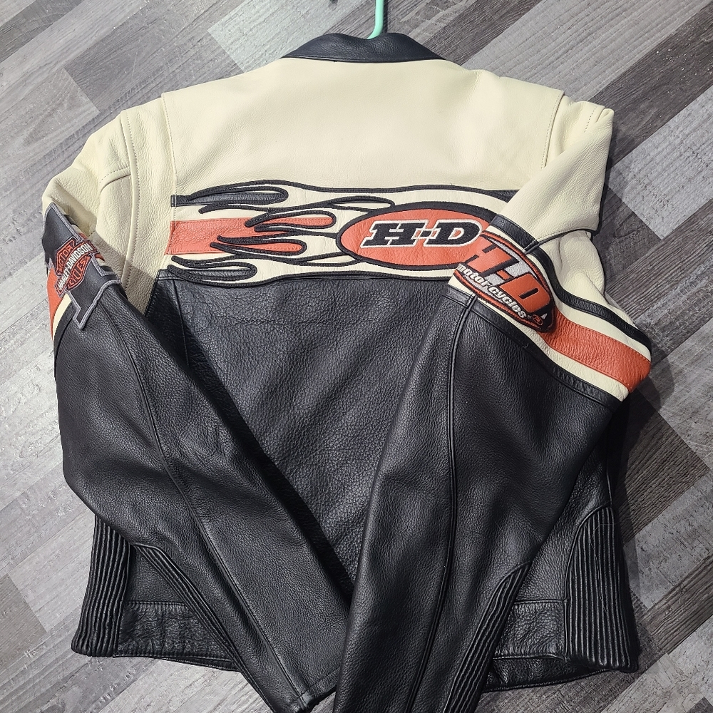 Women's Harley Davidson motorcycle leather jacket